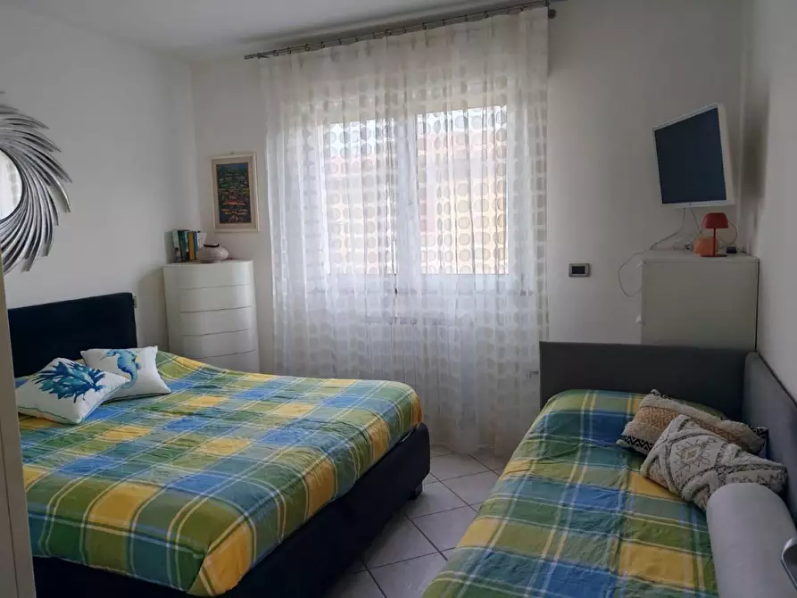 Immagine 9 di Appartamento in vendita  a Rosignano Marittimo