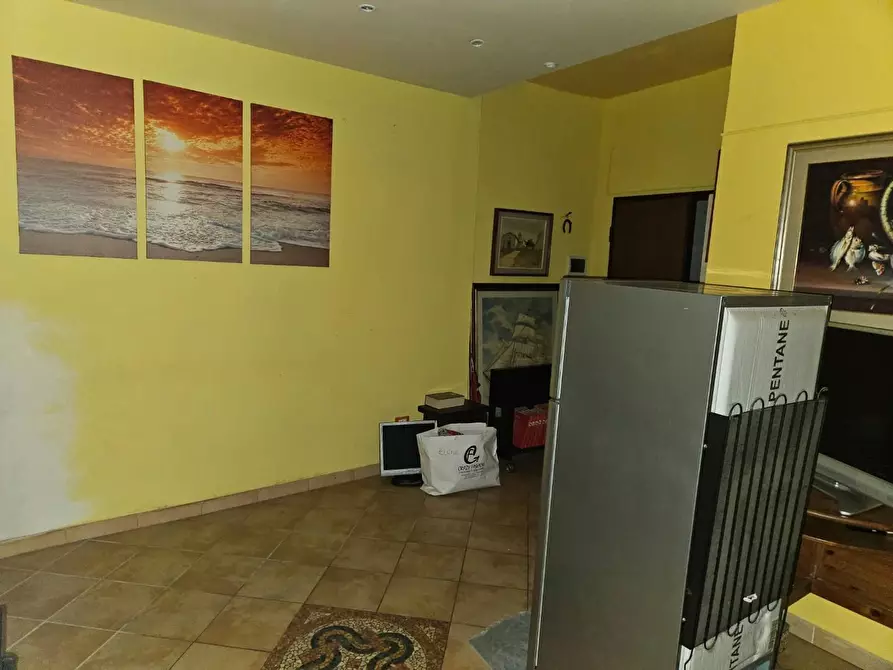 Immagine 5 di Appartamento in vendita  a Livorno