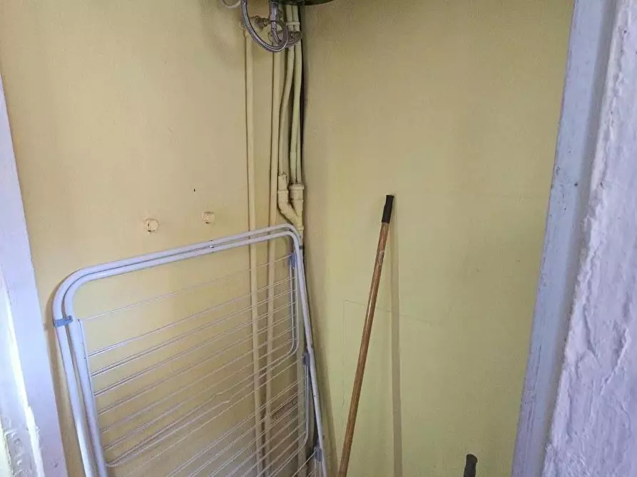 Immagine 3 di Appartamento in vendita  a Livorno