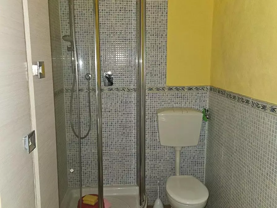 Immagine 9 di Appartamento in vendita  a Livorno