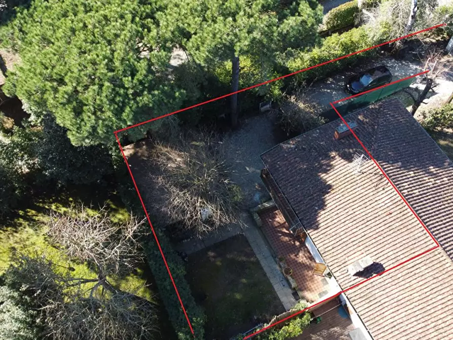 Immagine 7 di Casa quadrifamiliare in vendita  a Massa