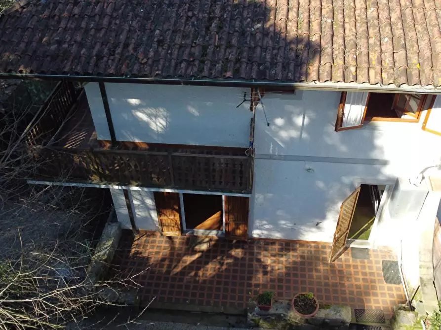 Immagine 4 di Casa quadrifamiliare in vendita  a Massa