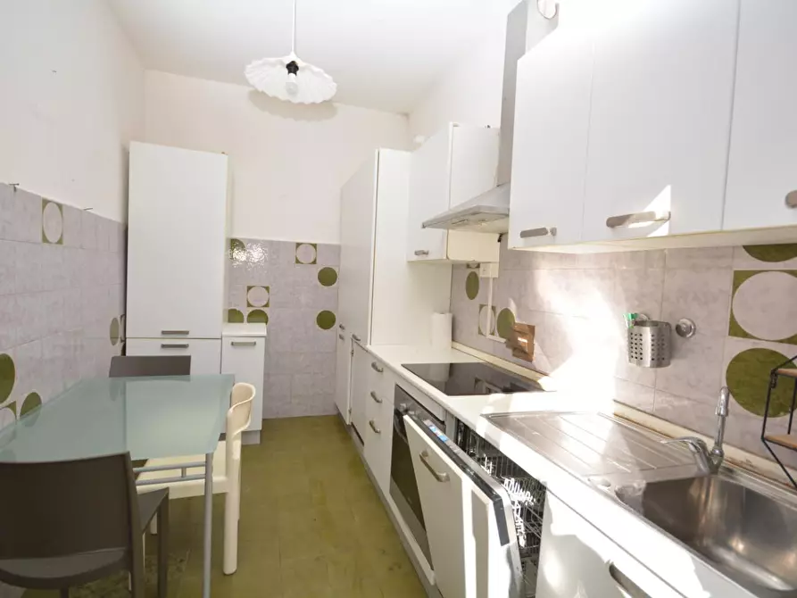 Immagine 18 di Casa quadrifamiliare in vendita  a Massa