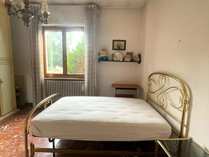 Immagine 11 di Villa in vendita  a Poggibonsi