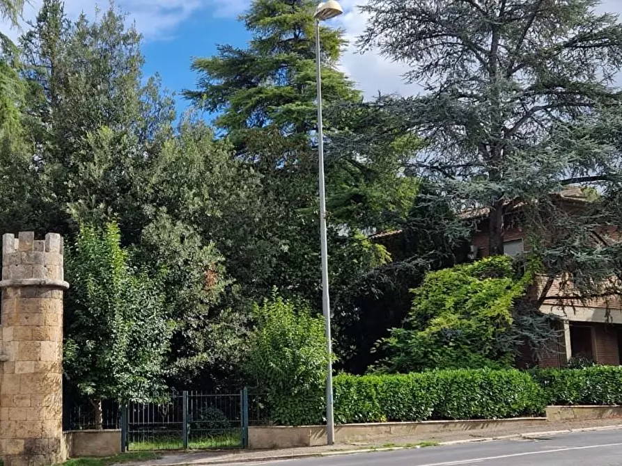 Immagine 25 di Villa in vendita  a Poggibonsi