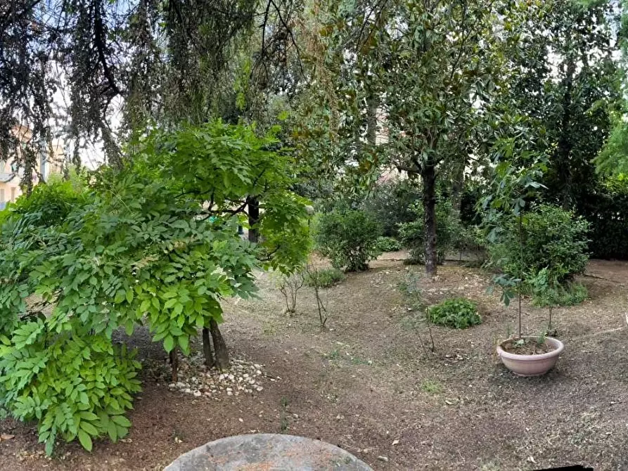 Immagine 18 di Villa in vendita  a Poggibonsi