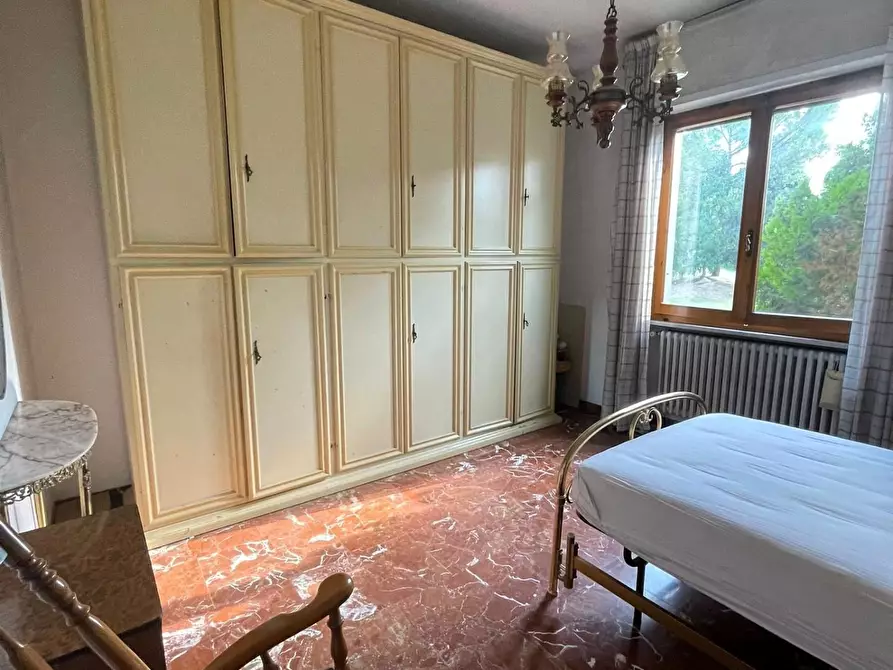 Immagine 5 di Villa in vendita  a Poggibonsi