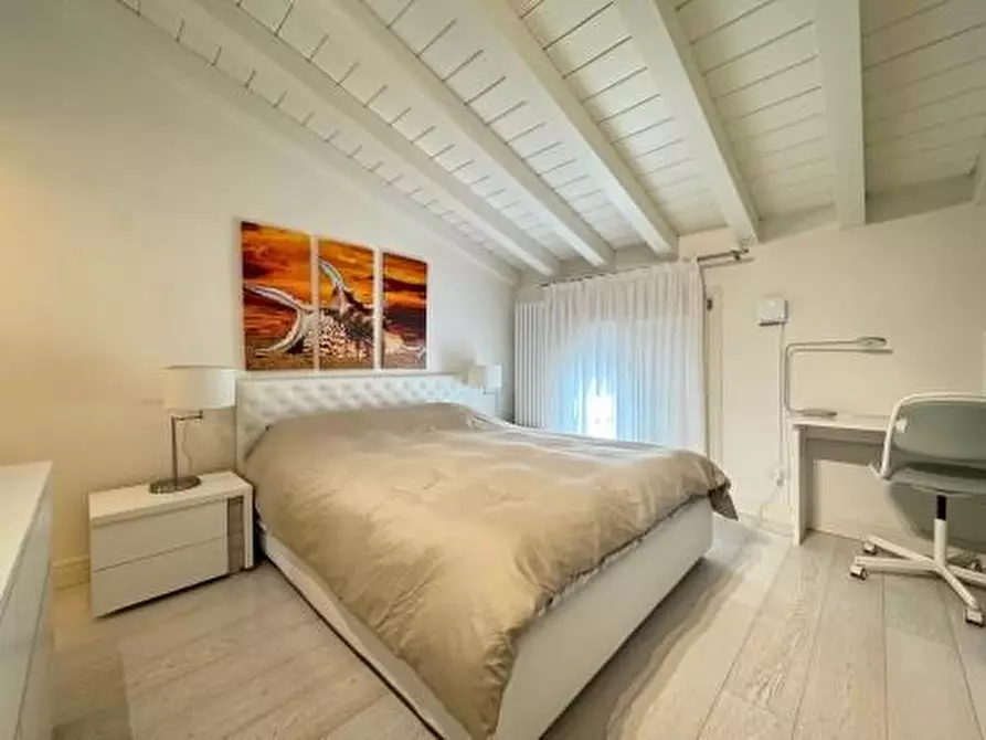 Immagine 14 di Casa bifamiliare in affitto  a Forte Dei Marmi