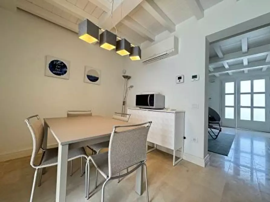 Immagine 7 di Casa bifamiliare in affitto  a Forte Dei Marmi