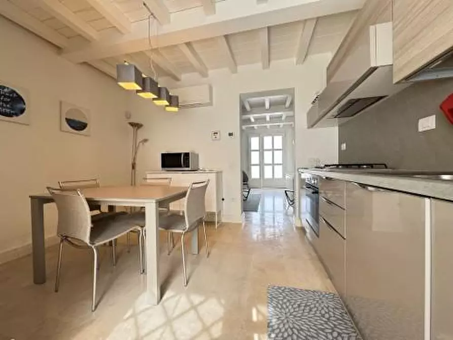 Immagine 5 di Casa bifamiliare in affitto  a Forte Dei Marmi