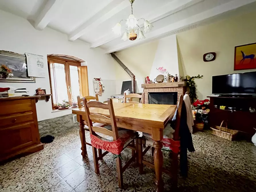 Immagine 3 di Rustico / casale in vendita  a Montecatini Terme