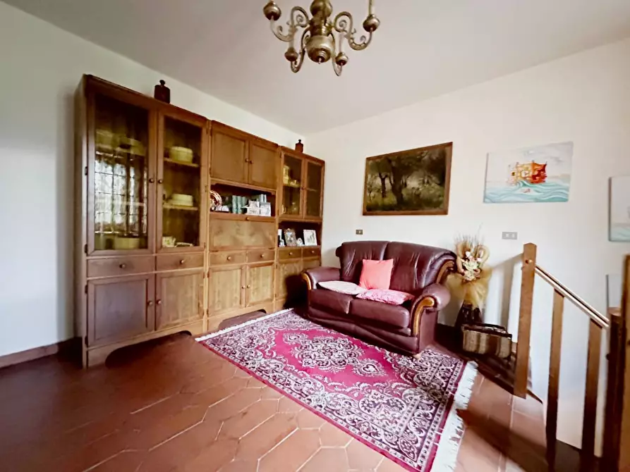 Immagine 7 di Rustico / casale in vendita  a Montecatini Terme