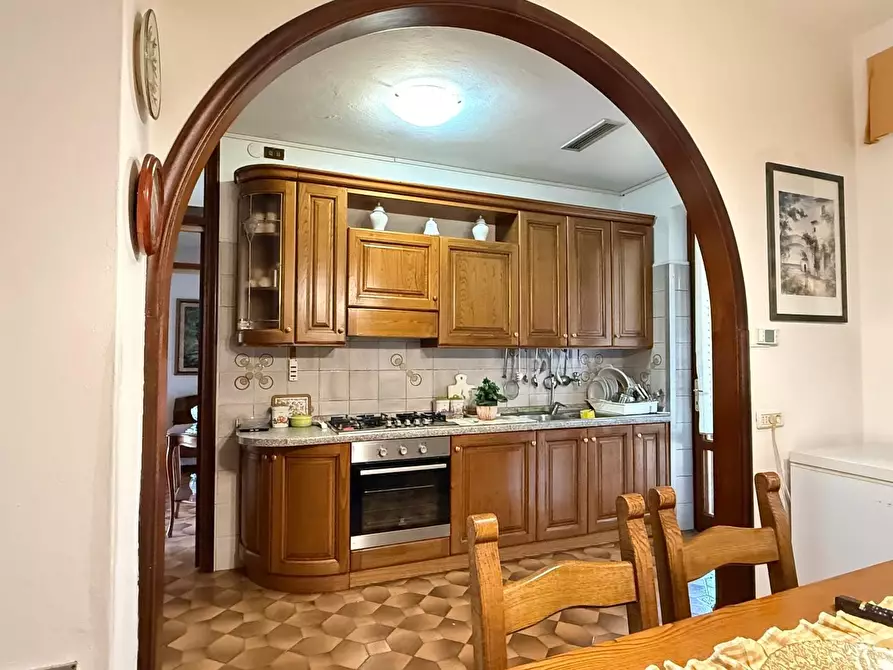 Immagine 17 di Casa bifamiliare in vendita  a Camaiore