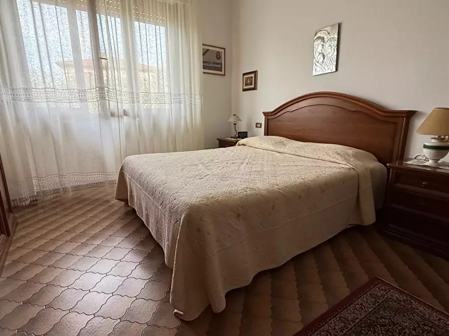 Immagine 48 di Casa bifamiliare in vendita  a Camaiore