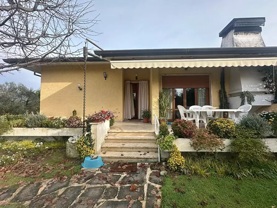 Immagine 55 di Casa bifamiliare in vendita  a Camaiore