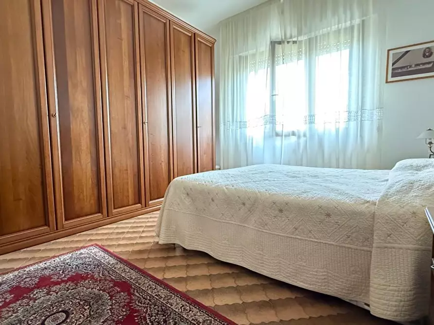 Immagine 49 di Casa bifamiliare in vendita  a Camaiore