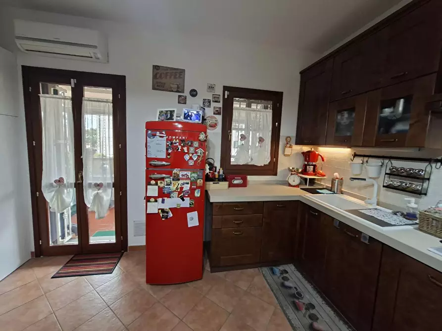 Immagine 7 di Appartamento in vendita  a Collesalvetti