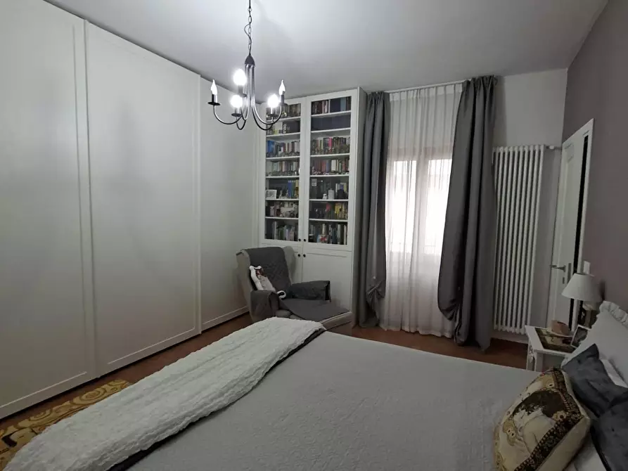 Immagine 23 di Appartamento in vendita  a Collesalvetti