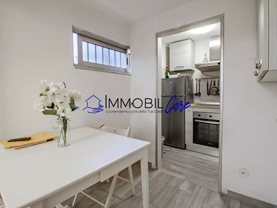 Immagine 4 di Appartamento in vendita  a Livorno