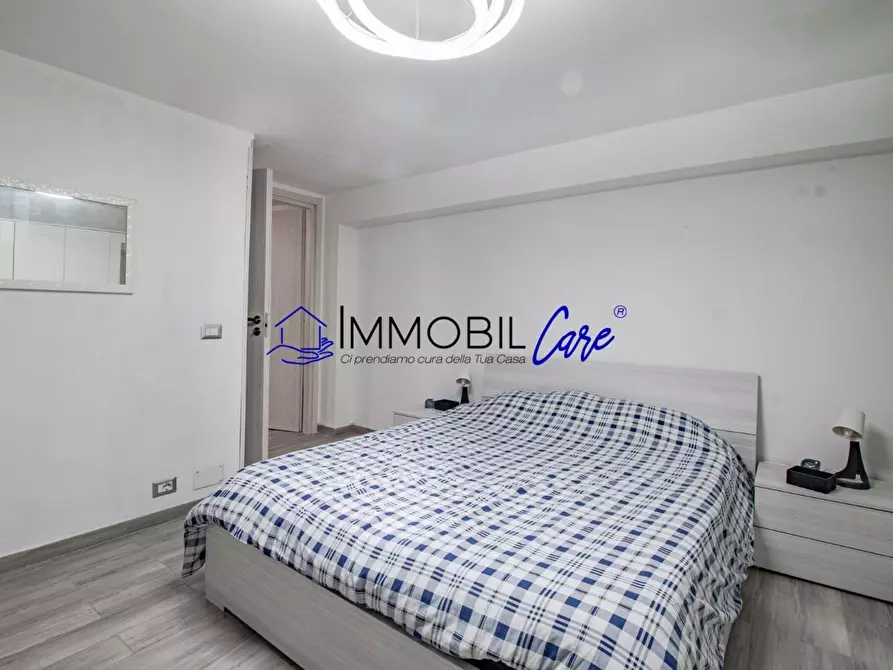 Immagine 10 di Appartamento in vendita  a Livorno