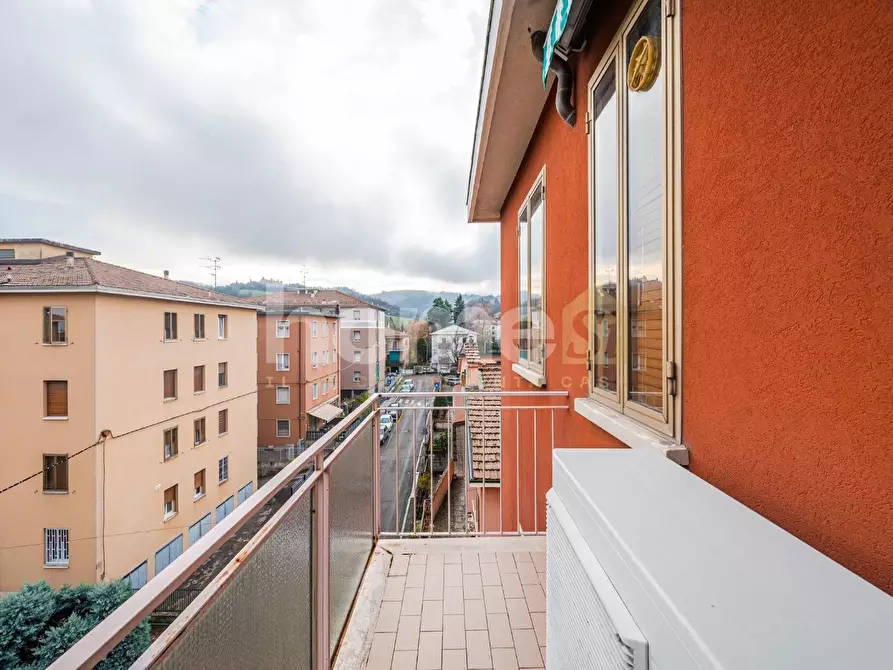 Immagine 28 di Appartamento in vendita  a Casalecchio Di Reno