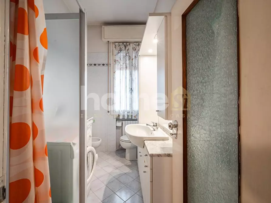 Immagine 19 di Appartamento in vendita  a Casalecchio Di Reno