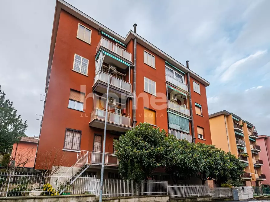 Immagine 39 di Appartamento in vendita  a Casalecchio Di Reno