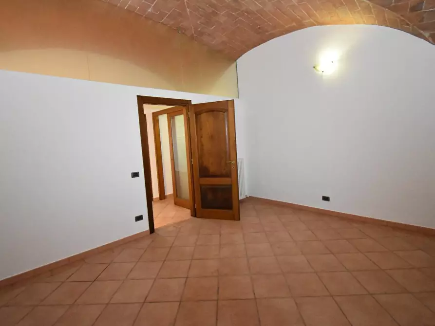 Immagine 30 di Appartamento in vendita  a San Giuliano Terme