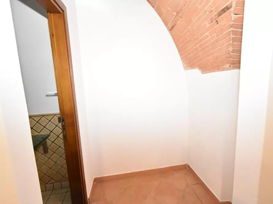 Immagine 33 di Appartamento in vendita  a San Giuliano Terme