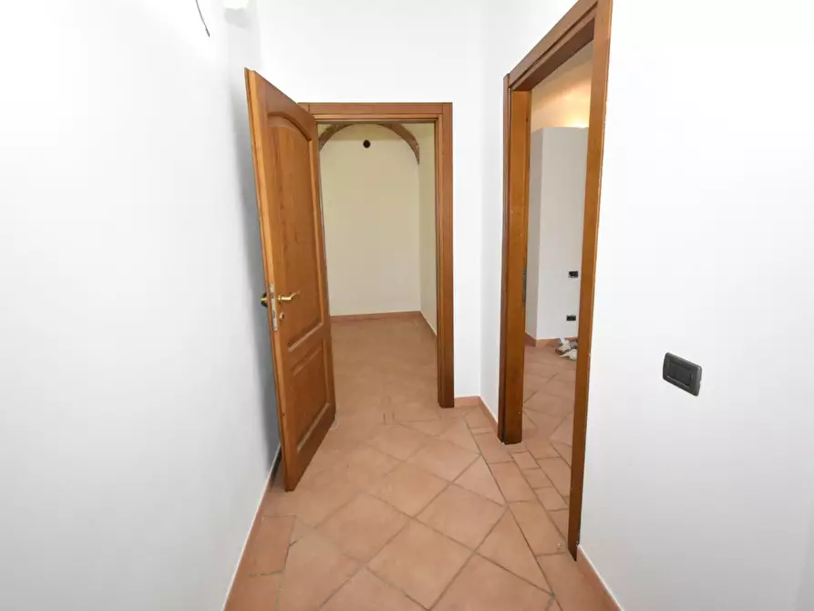 Immagine 16 di Appartamento in vendita  a San Giuliano Terme