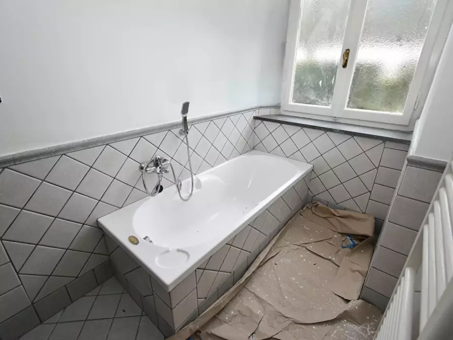 Immagine 23 di Appartamento in vendita  a San Giuliano Terme