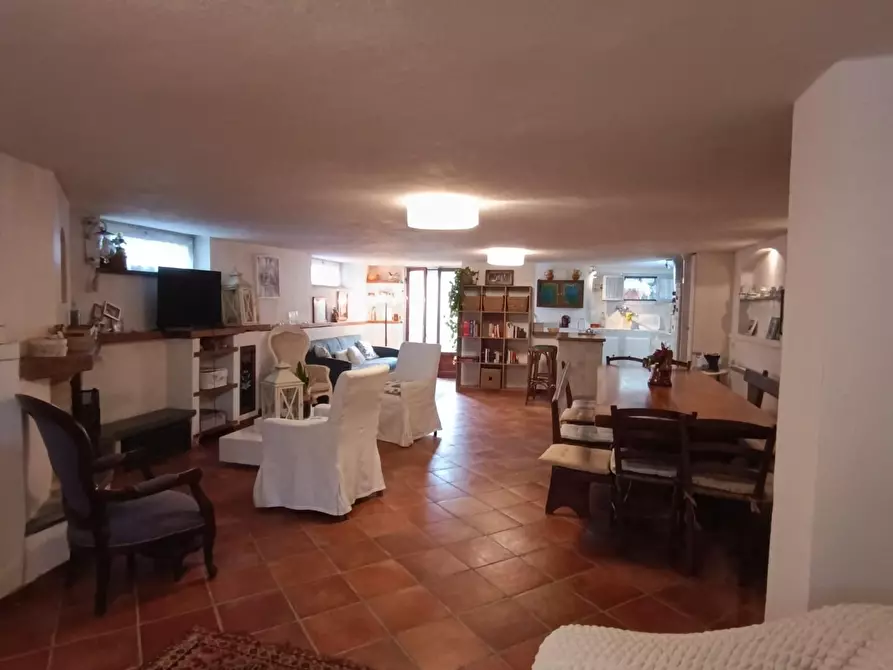 Immagine 24 di Villa in vendita  a Montignoso