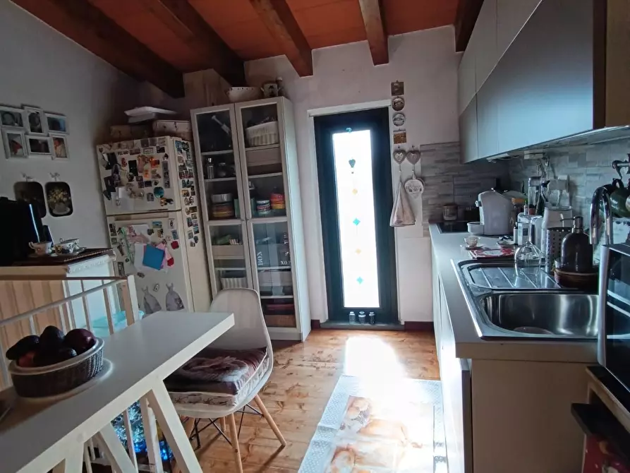 Immagine 36 di Villa in vendita  a Montignoso