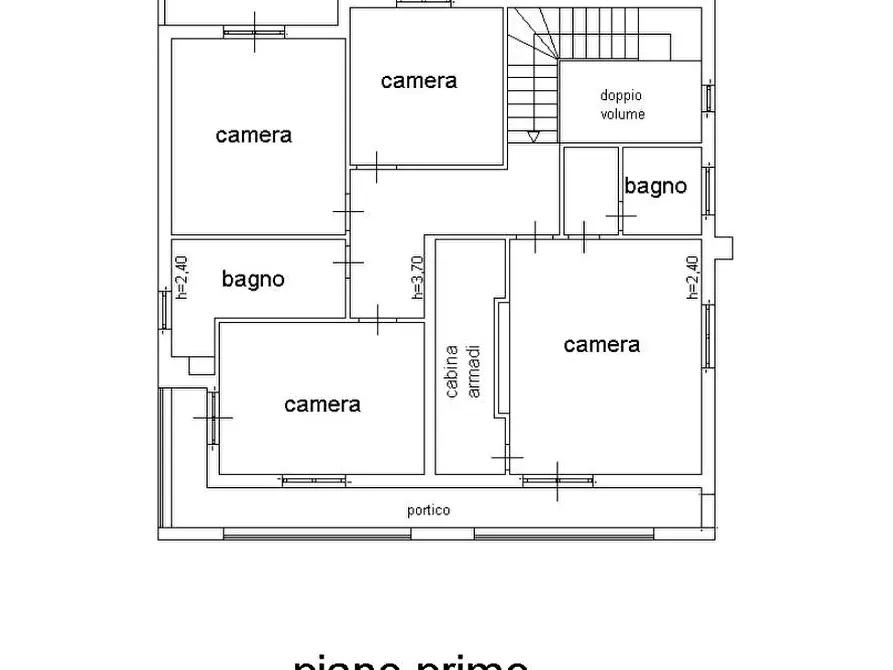 Immagine 50 di Villa in vendita  a Montignoso