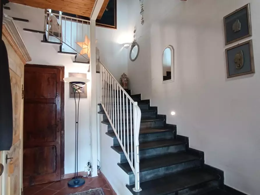 Immagine 34 di Villa in vendita  a Montignoso