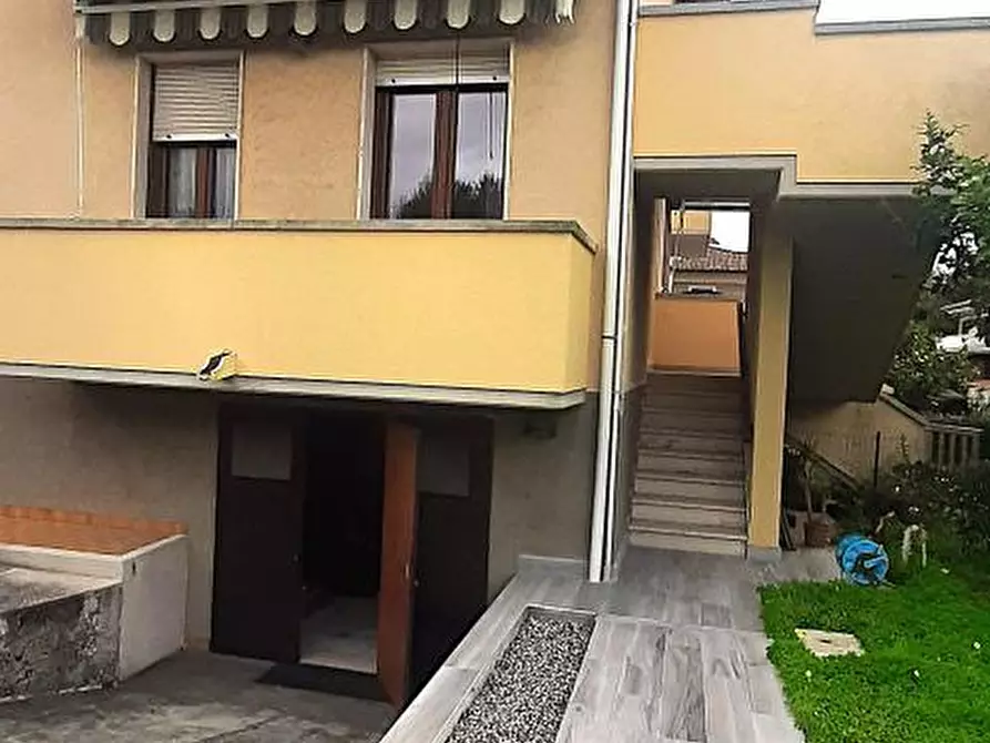 Immagine 39 di Appartamento in vendita  a Rosignano Marittimo
