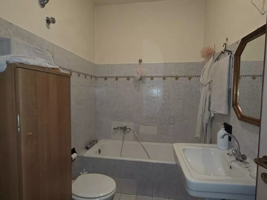 Immagine 9 di Appartamento in vendita  a Capannori