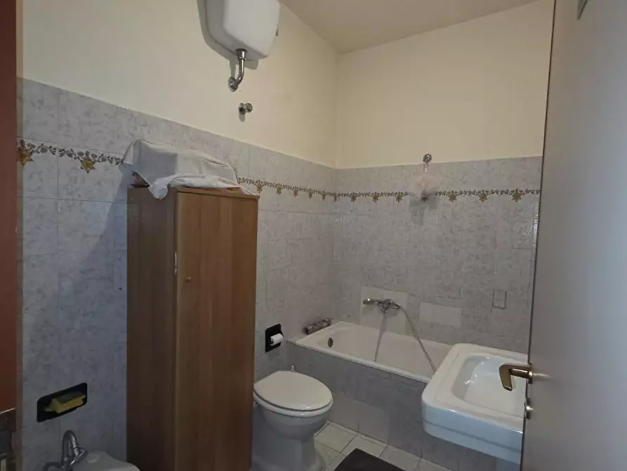 Immagine 10 di Appartamento in vendita  a Capannori