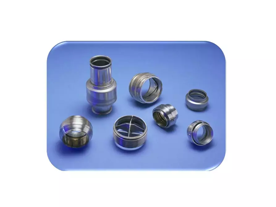 Immagine 4 di Attività commerciale in vendita  a Vercelli