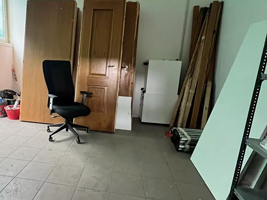 Immagine 7 di Locale commerciale in vendita  a Montelupo Fiorentino