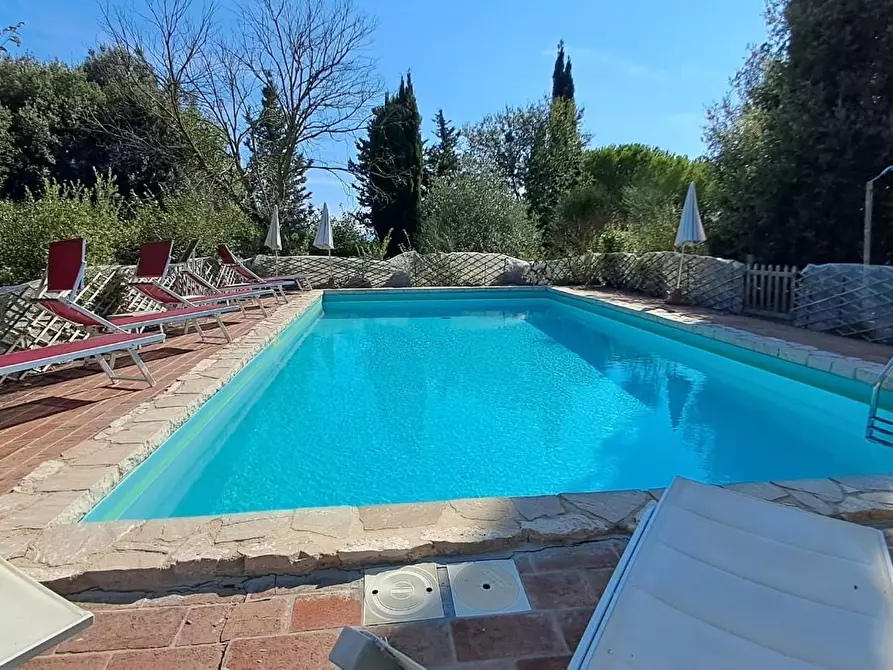 Immagine 41 di Casa colonica in vendita  a Volterra