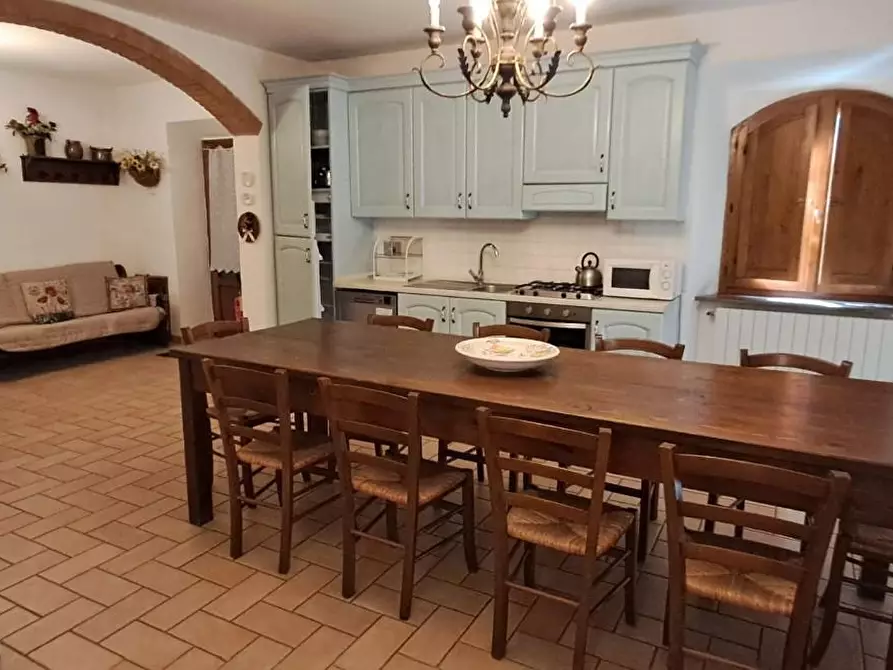 Immagine 9 di Casa colonica in vendita  a Volterra