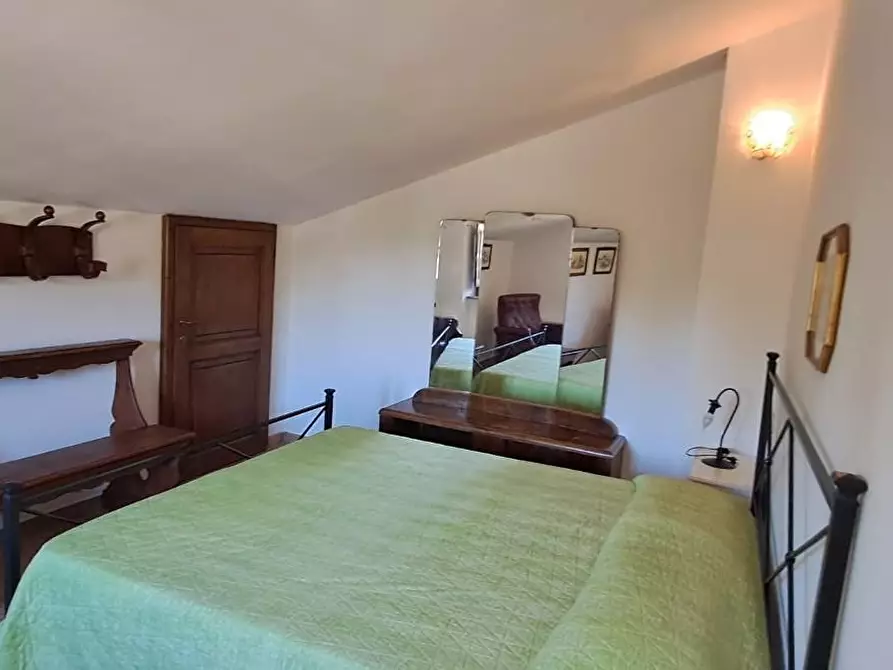 Immagine 25 di Casa colonica in vendita  a Volterra