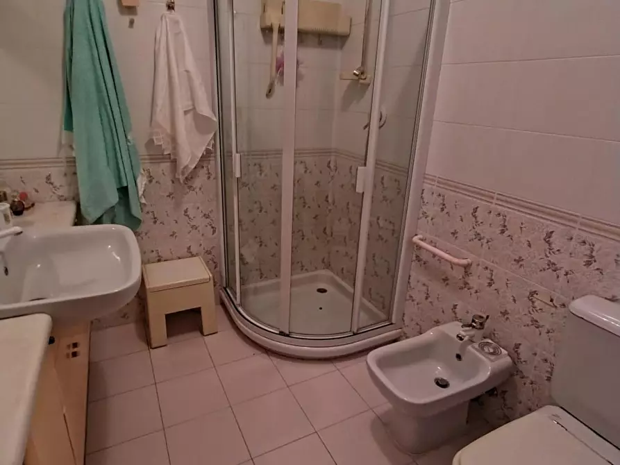 Immagine 2 di Mansarda in vendita  a Carrara