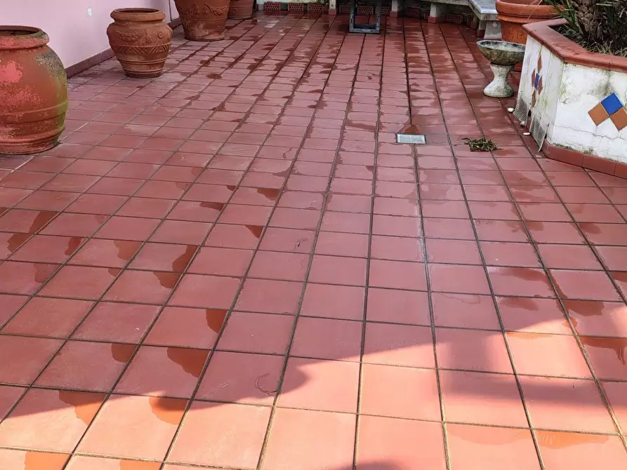 Immagine 12 di Mansarda in vendita  a Carrara