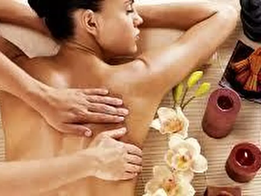 Immagine 5 di Attività commerciale in vendita  a Ciriè