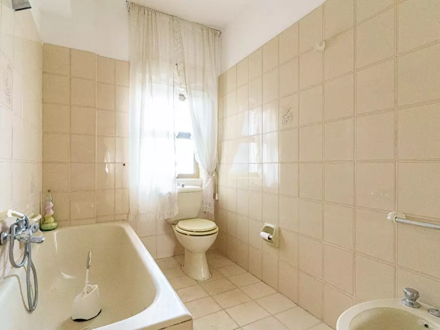 Immagine 15 di Appartamento in vendita  a Catania