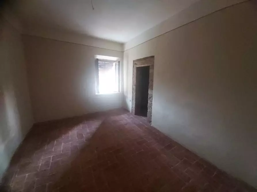 Immagine 36 di Porzione di casa in vendita  a Vicopisano