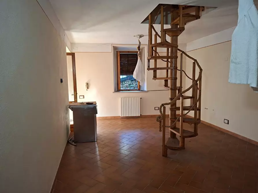 Immagine 29 di Porzione di casa in vendita  a Vicopisano