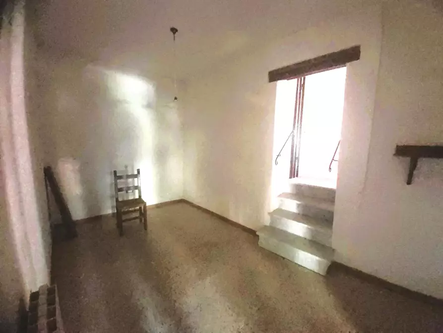 Immagine 1 di Porzione di casa in vendita  a Vicopisano